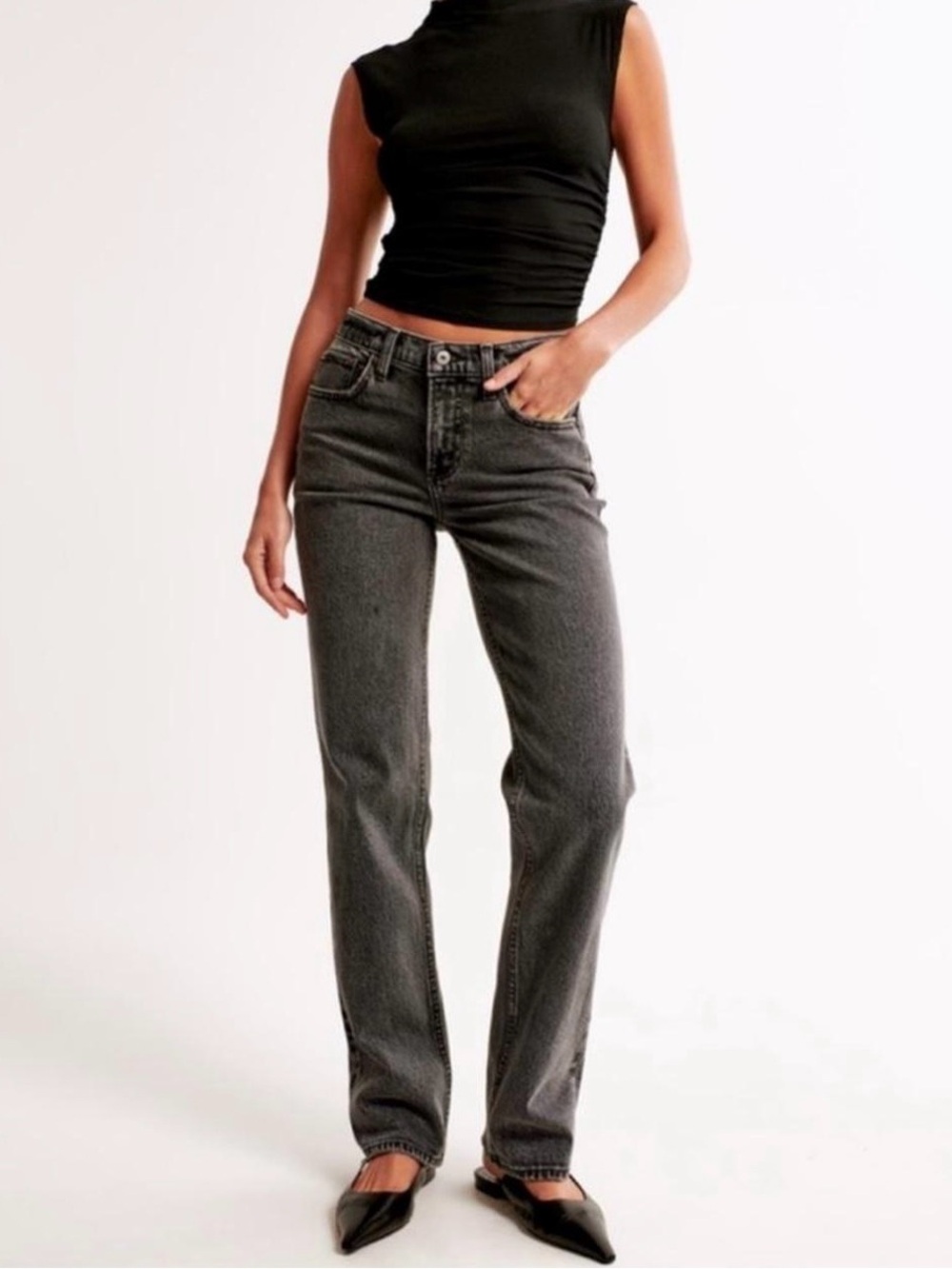 Abercrombie & Fitch Curve Love Mid Rise Straight Jeans